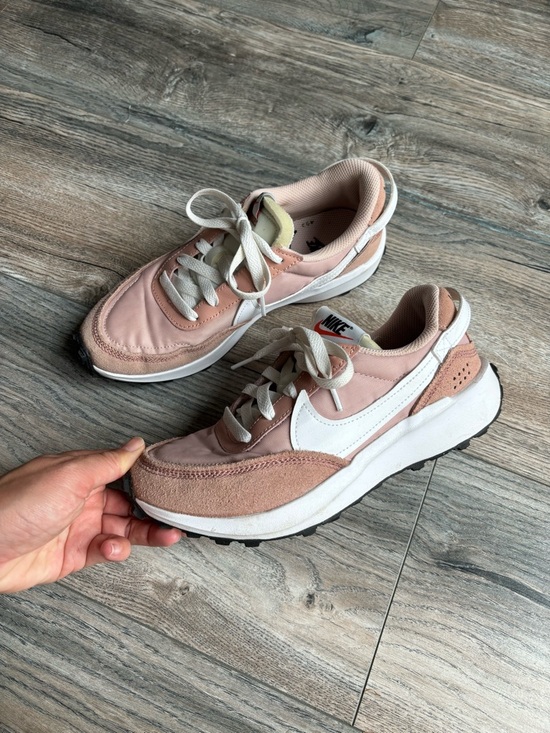 Nike Shoes - Nike Women's Waffle Debut